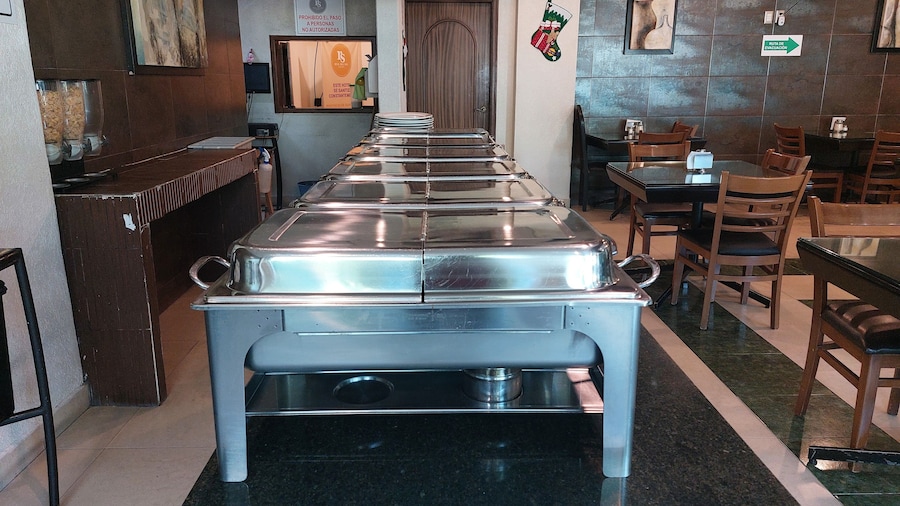 Hotel Real Del Sol – Zona Expo Industrial