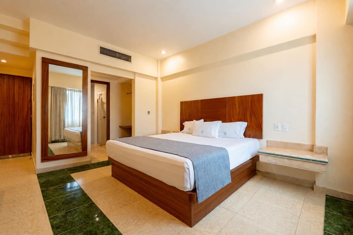 Standard Room | Blackout drapes, iron/ironing board (on request), WiFi (free)