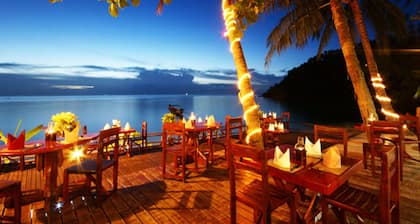 Salad Beach Resort