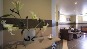 Sauna, massage/treatment rooms, massages