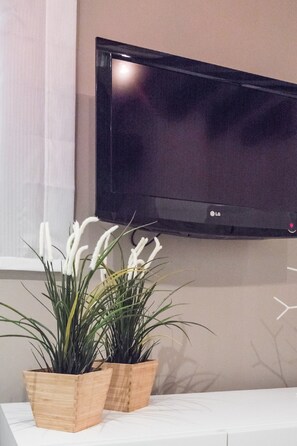 Kondominium Standar, 2 kamar tidur (Apt 5) (check-in online)) | Seprai premium, selimut bulu angsa, dan didekorasi berbeda-beda