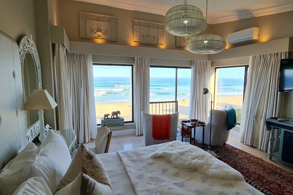 Ropa de cama de alta calidad y minibar