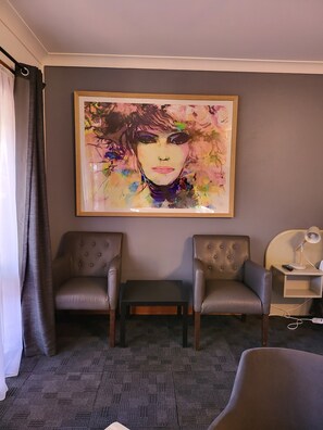 Queen Spa Room | Desk, iron/ironing board, bed sheets, wheelchair access