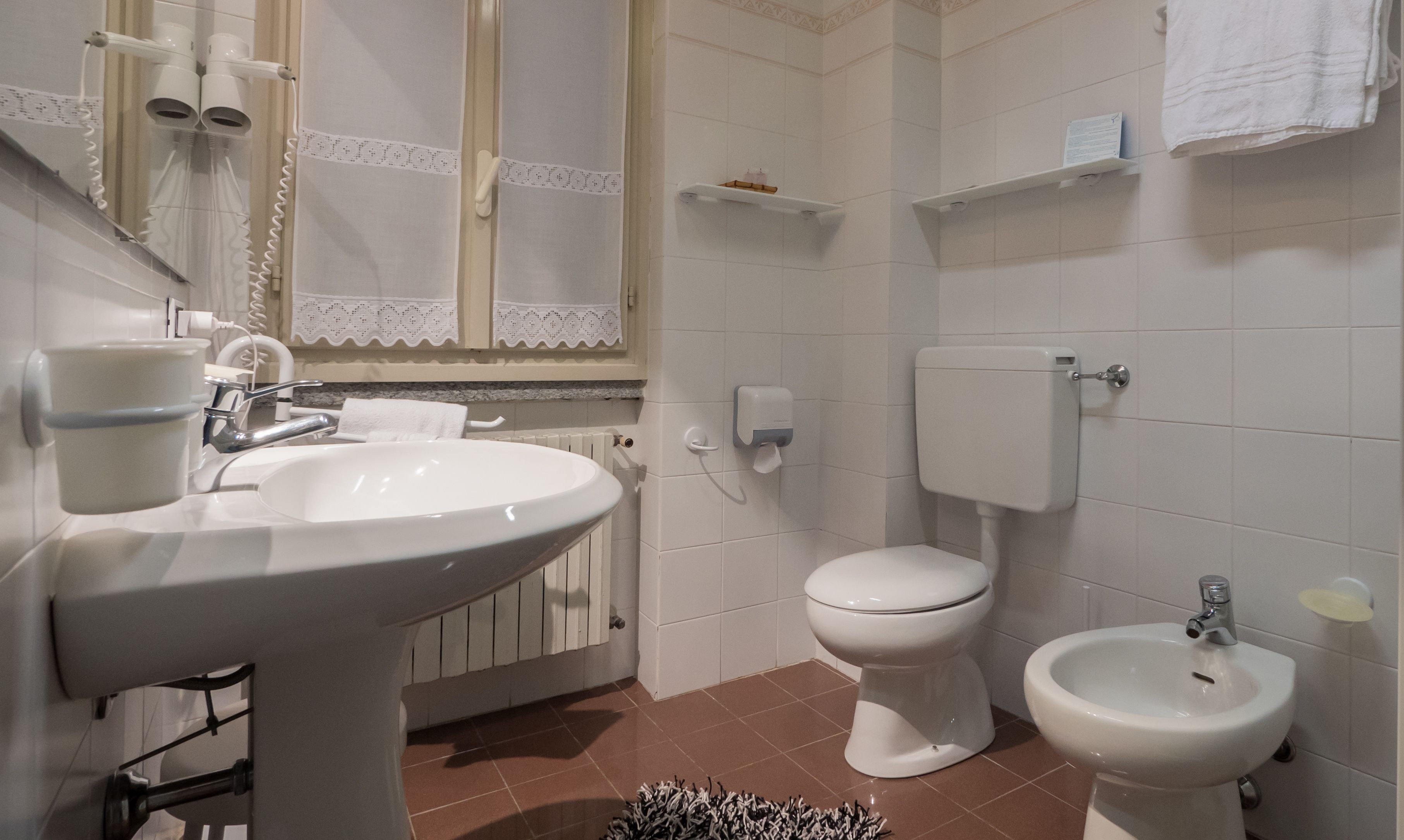 double or twin room | bathroom | shower, free toiletries, towels