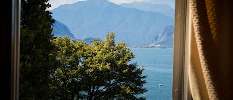 Driepersoonskamer | Uitzicht vanuit de kamer