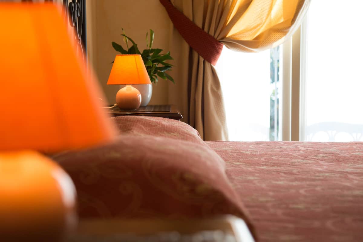 double or twin room | in-room safe, desk, free wifi, bed sheets