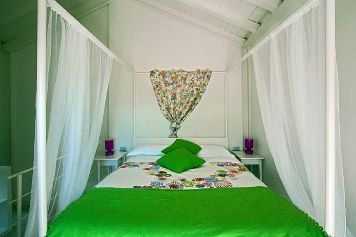 romantic apartment | desk, iron/ironing board, cots/infant beds, rollaway beds