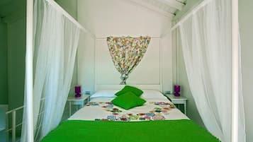 Apartamento romântico | Escrivaninha, ferros/tábuas de passar roupa, berços (sobretaxa)