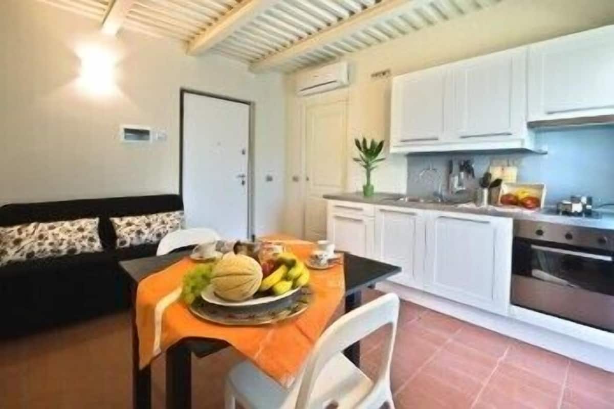 Apartment for 4 people | Private kitchen | Espresso maker, coffee/tea maker, fridge, stovetop