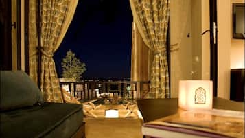 1 bedroom, premium bedding, Select Comfort beds, in-room safe
