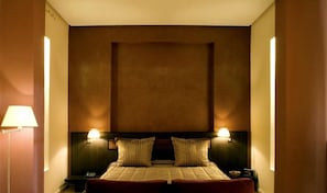 Luxury Room, 1 King Bed | 1 bedroom, premium bedding, Select Comfort beds, in-room safe - Kasbah & spa Agounsane (Ourika)
