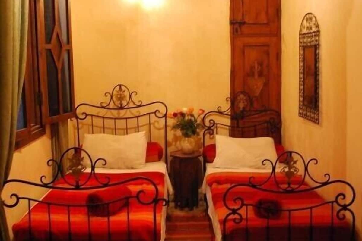 Double Room | Cadar kapas Mesir, peti besi dalam bilik, katil bayi/kot (percuma) 