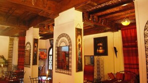 Cafe - Caverne d'Ali Baba (Essaouira)