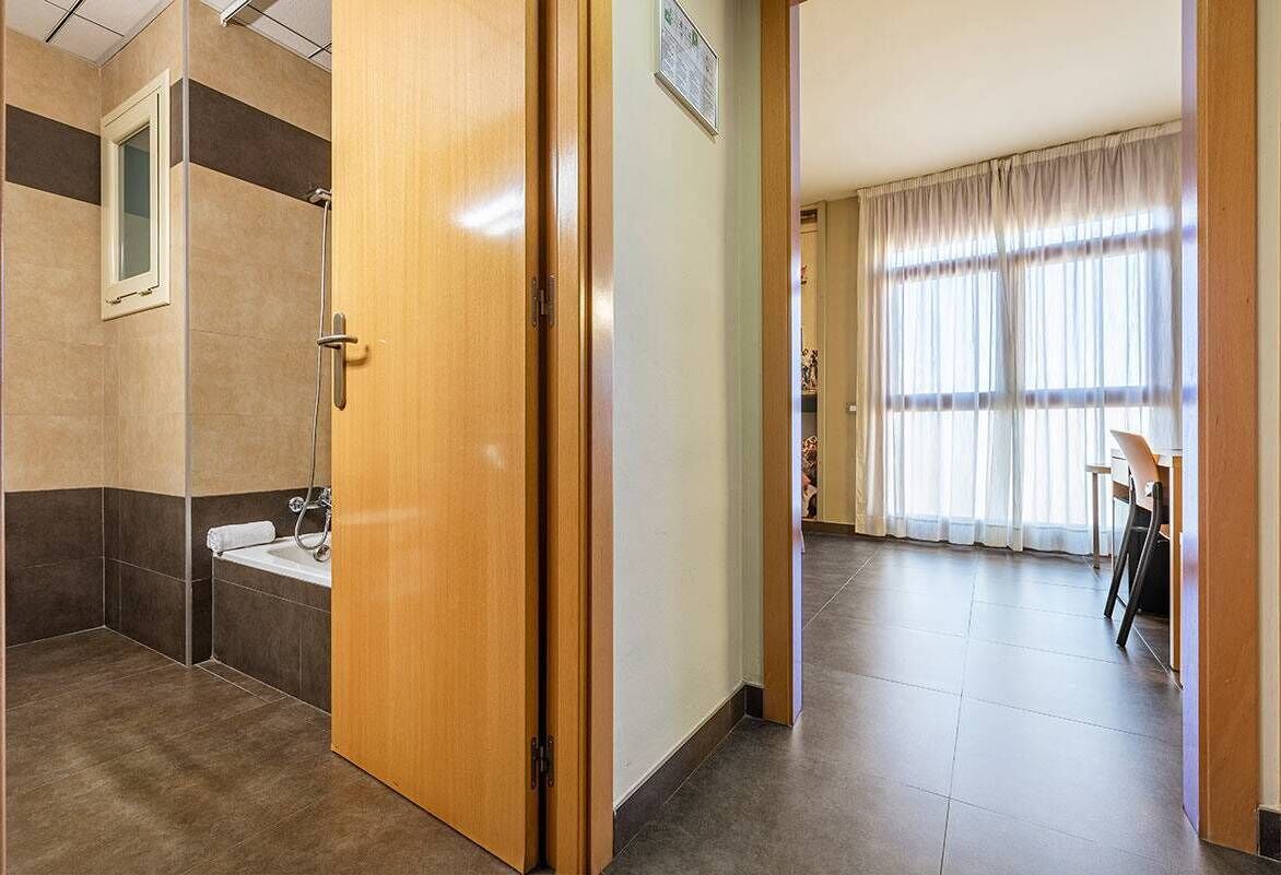 minibar, in-room safe, desk, soundproofing