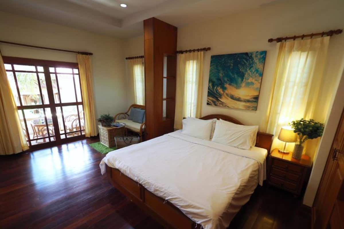 Superior Garden Side Villa