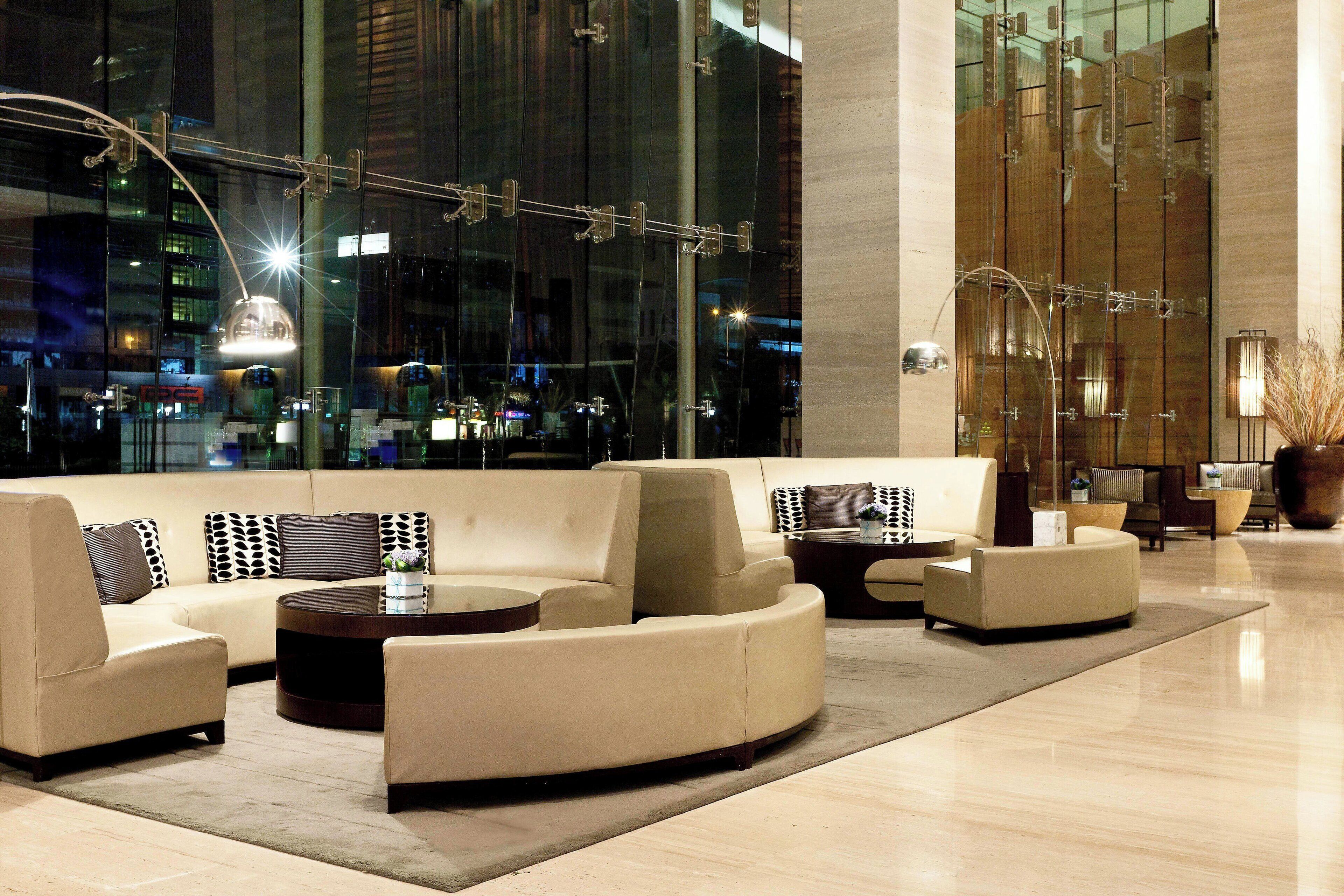 3 restaurants, breakfast, lunch, dinner served; asian cuisine