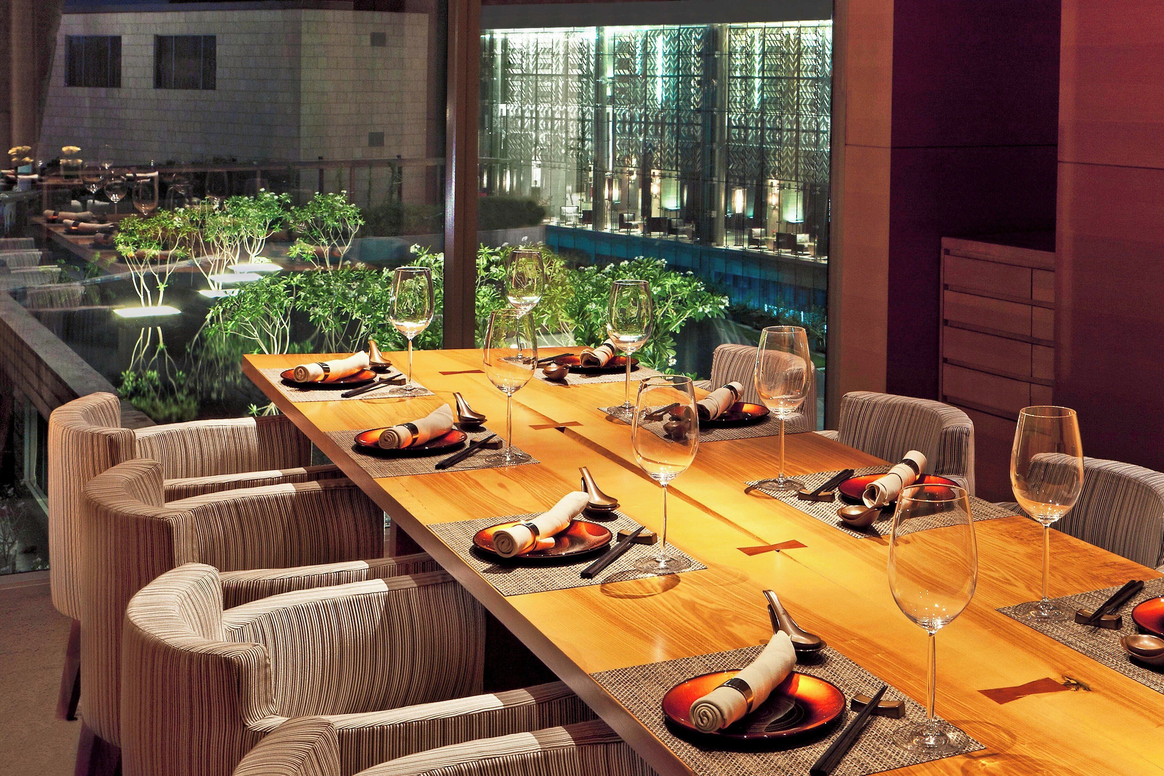 3 restaurants, breakfast, lunch, dinner served; asian cuisine