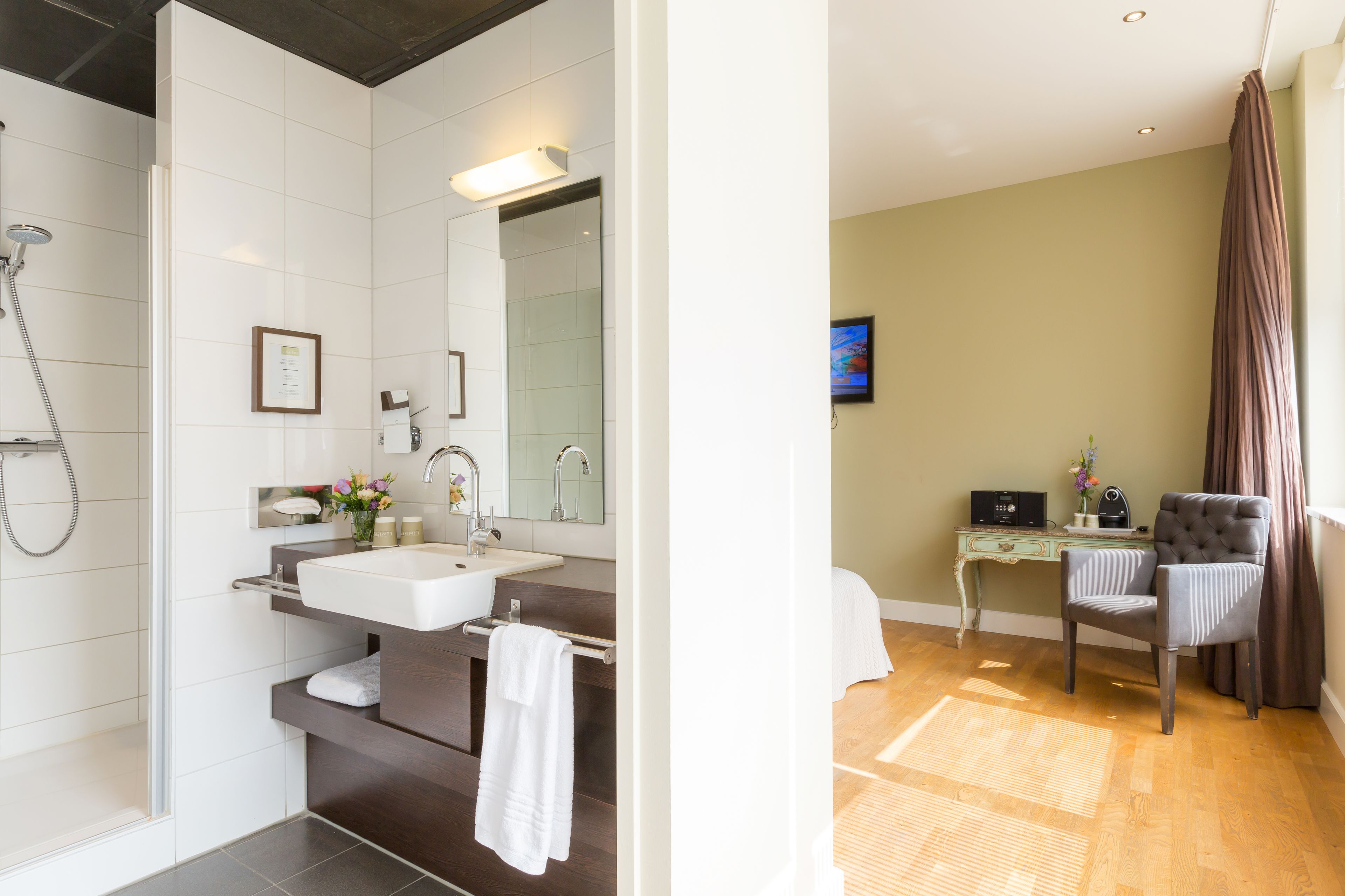 minibar, in-room safe, desk, iron/ironing board