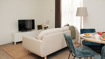Flachbildfernseher, DVD-Player