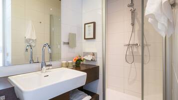 Luxe kamer | Badkamer met douche