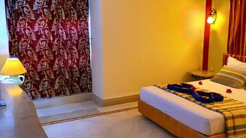 Chambre double standard | Minibar, coffres-forts dans les chambres, Wi-Fi gratuit, draps fournis