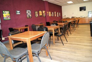 Free daily continental breakfast