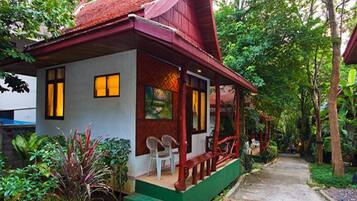 Basic Bungalow | View from room