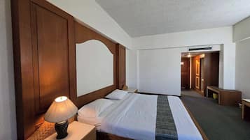 Habitación doble estándar | Escritorio, wifi gratis y ropa de cama