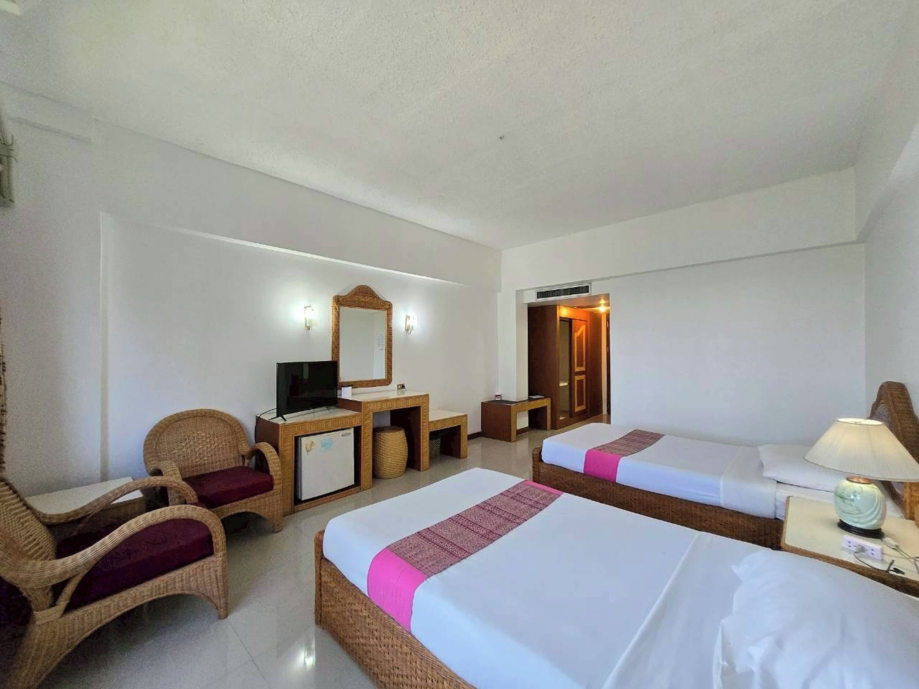 Deluxe Twin Room | View from room