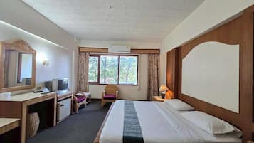 Dobbeltrom – standard | Skrivebord, wi-fi (inkludert) og sengetøy