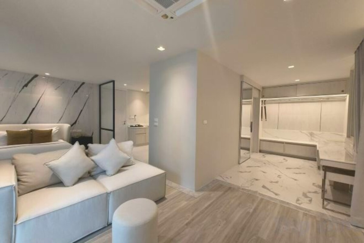 Treasure Suite