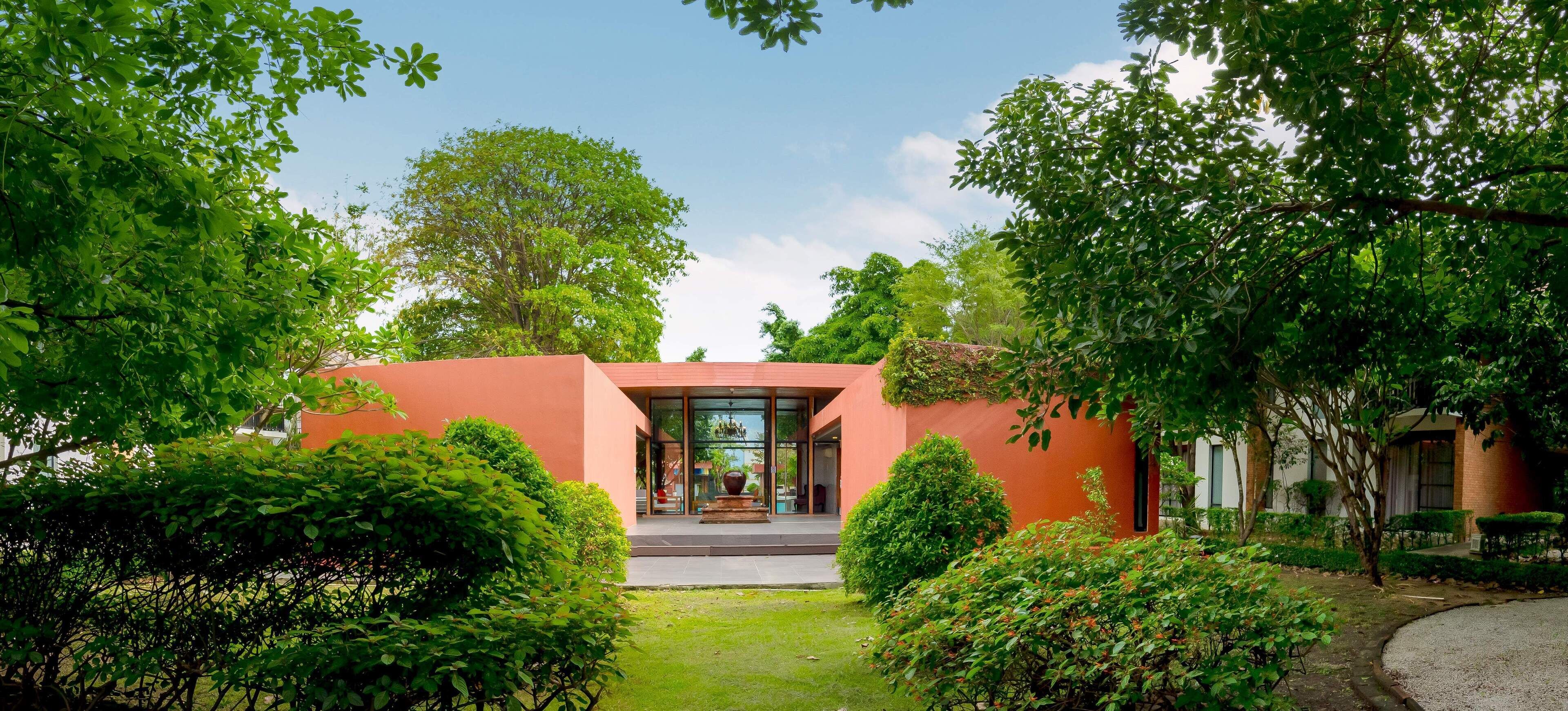 Hot tub, body treatments, aromatherapy, body scrubs, facials