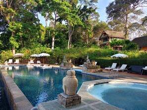 2 outdoor pools - Koh Chang Cliff Beach Resort (Ko Chang)