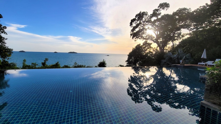 Koh Chang Cliff Beach Resort