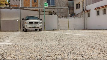 Aparcamiento sin asistencia gratuito