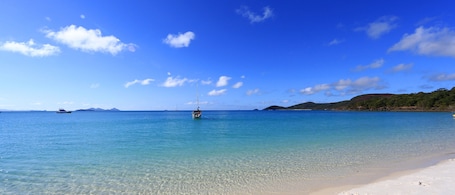 Bootsfahrten. Tasman Holiday Parks - Airlie Beach