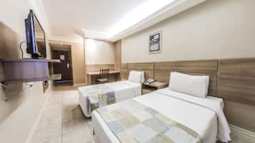 Ropa de cama hipoalergénica, minibar, escritorio y camas supletorias