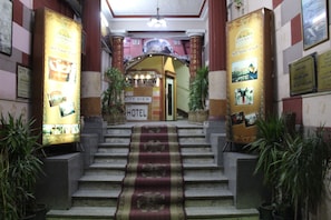 Kiến trúc tòa nhà
