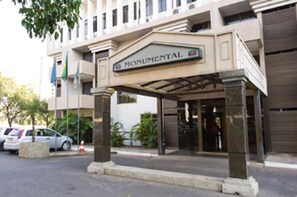Front of property - Monumental Bittar Hotel (Brasília)