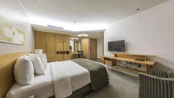 Ropa de cama hipoalergénica y minibar