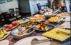 Termasuk sarapan bufet setiap hari 