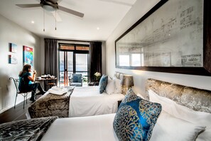 Phòng đôi hoặc 2 giường đơn Executive, ban công, quang cảnh biển | Bộ trải giường bằng vải cotton Ai Cập, bộ đồ giường cao cấp, minibar 