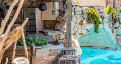 Anthippi Guest House