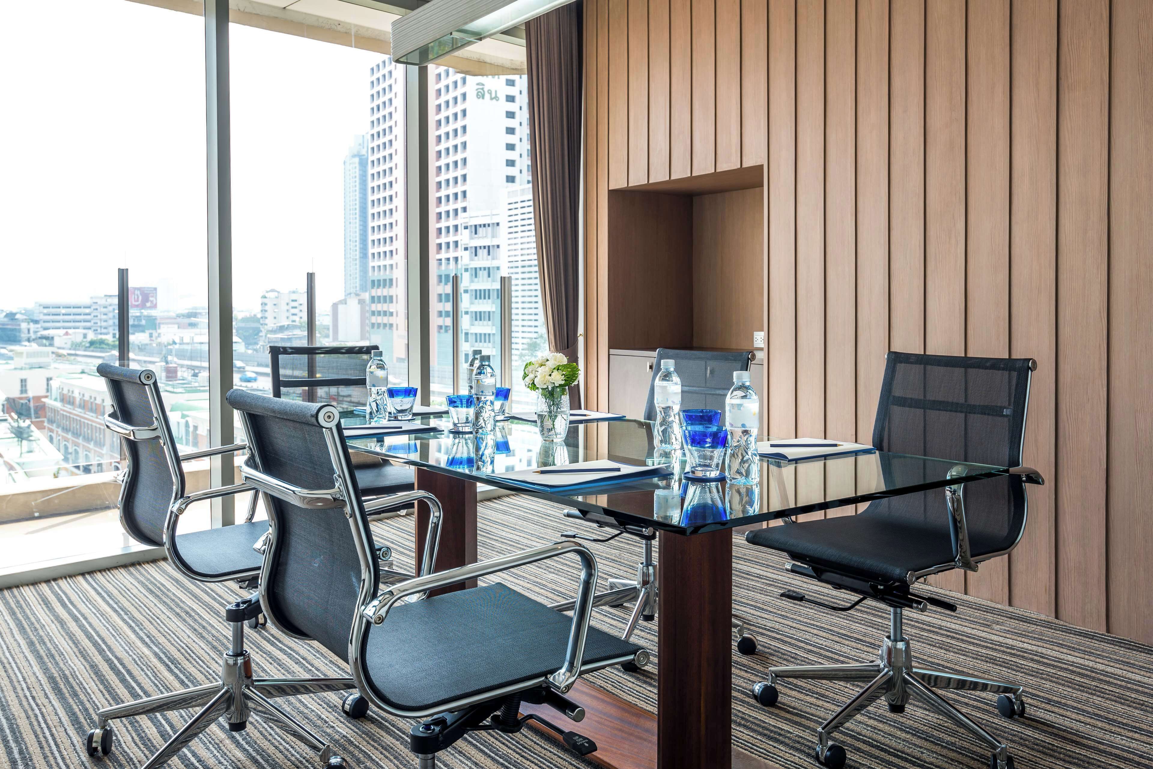 Foto - Hilton Garden Inn Bangkok Silom