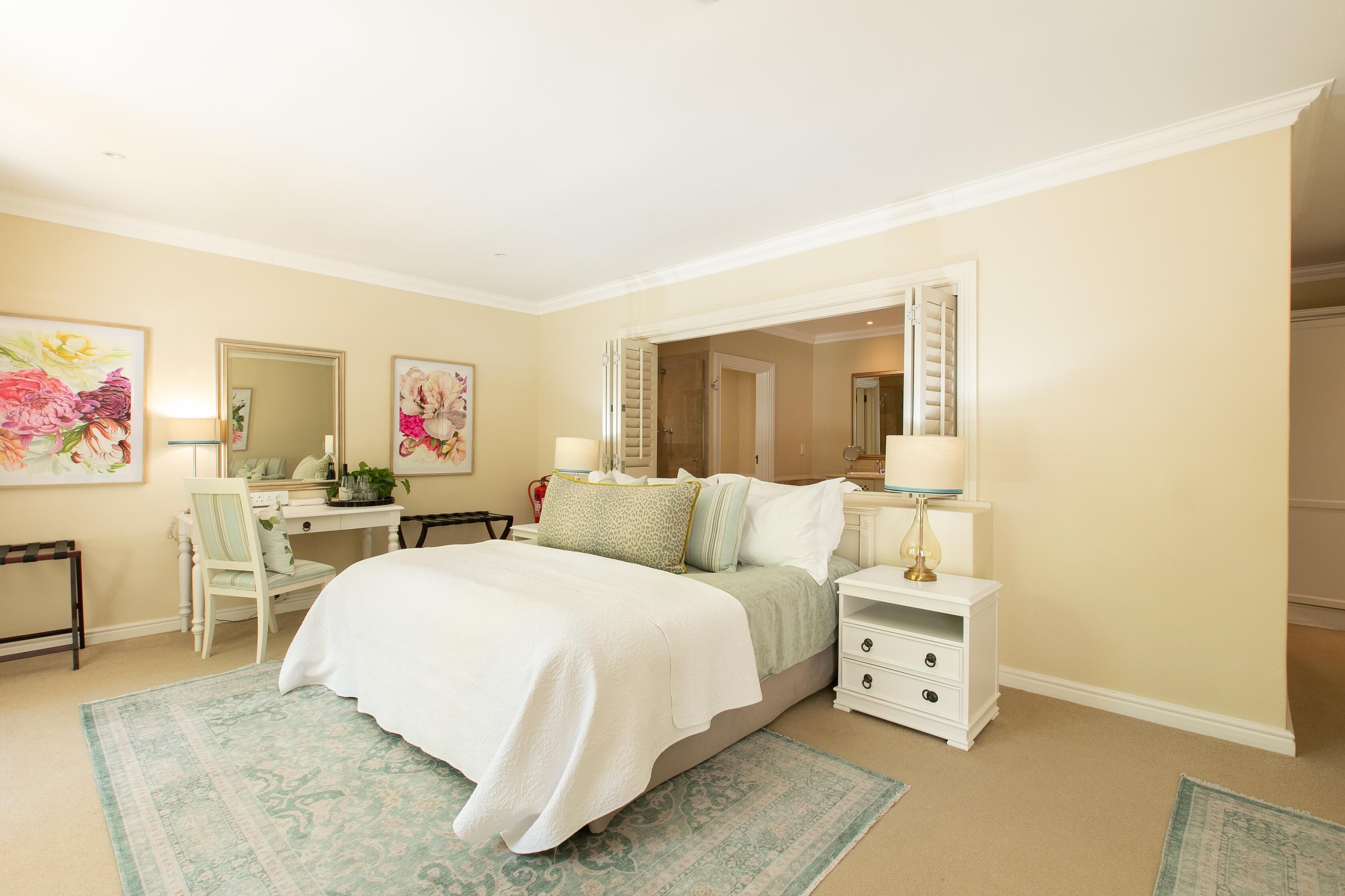 Superior Room, 1 King Bed | Premium bedding, down comforters, free minibar, in-room safe