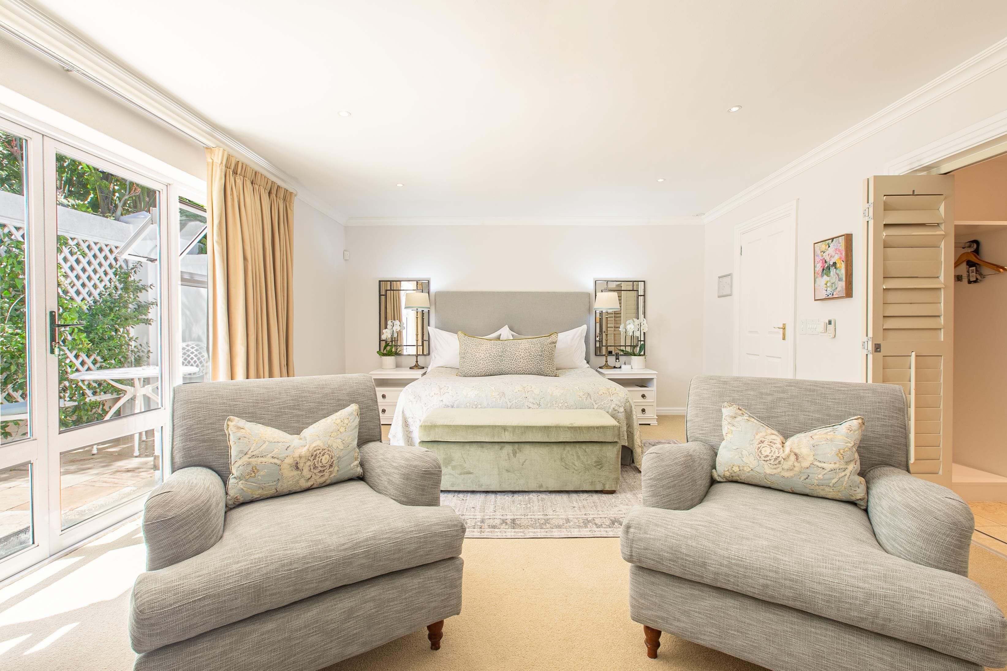Superior Room, 1 King Bed | Premium bedding, down comforters, free minibar, in-room safe
