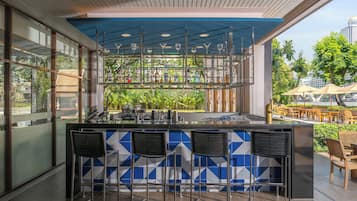 Poolside bar