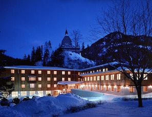 Façade de l’hébergement  – soirée/nuit
