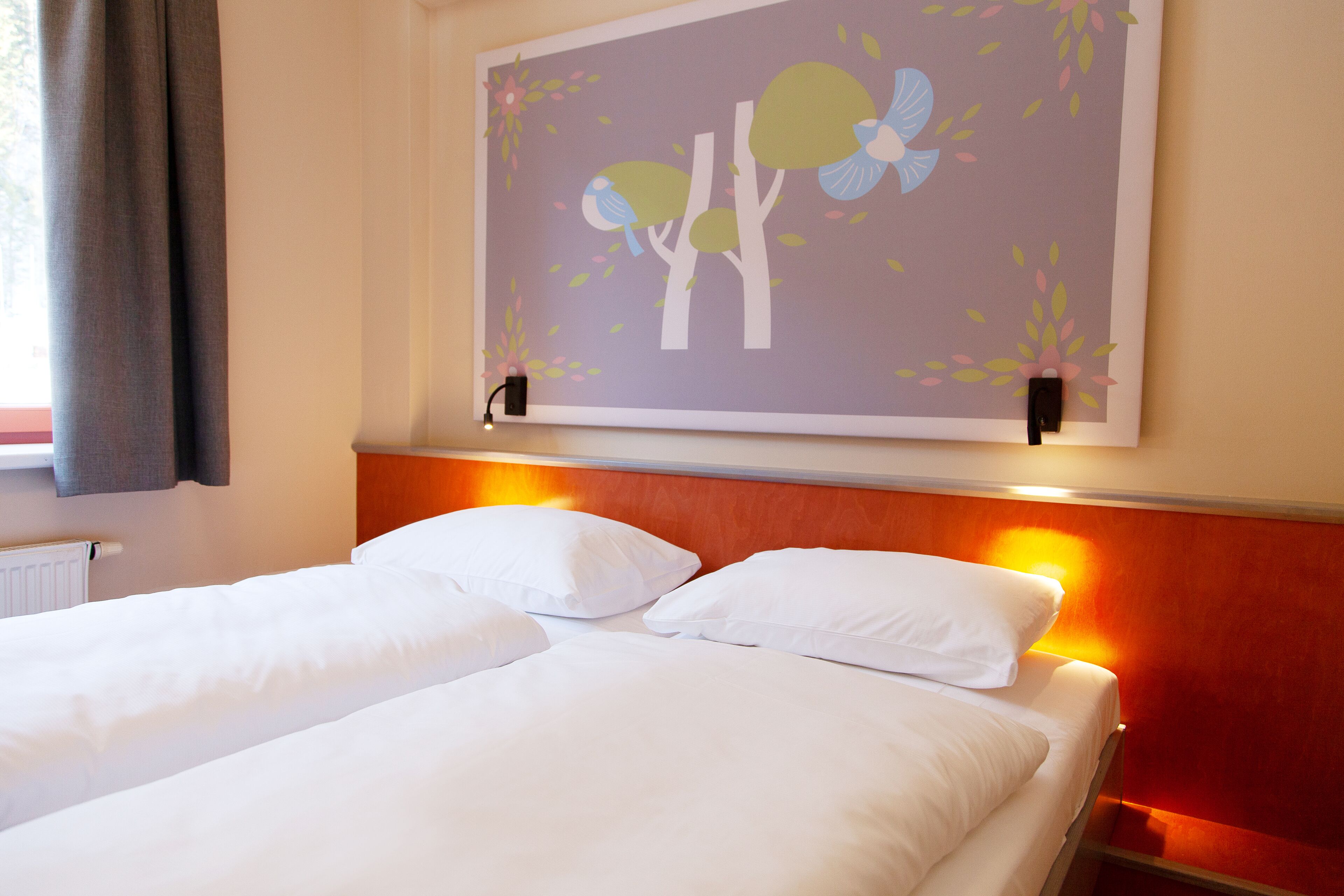 double room | hypo-allergenic bedding, in-room safe, free wifi, bed sheets