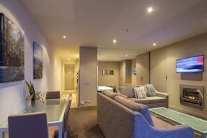 Apartemen, 2 kamar tidur, pemandangan danau | Area keluarga | TV LCD